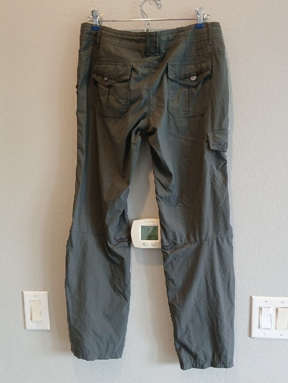 Rei Womens 6 P Olive Green Utility Cargo Hiking Pants - Picture 2 of 3